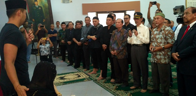 Atas Nama Keluarga, Rachmawati Dan Anjasmara Minta Maaf ...